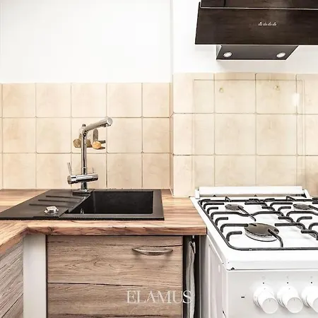 2 Bedrooms Apartment, 2 Balconies, Free Parking Tallinn